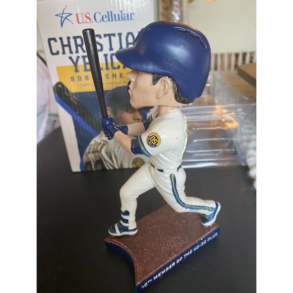 2021 BREWERS CHRISTIAN YELICH "40 HR" PART 1 of 2 BASE SGA BOBBLEHEAD ~ NIB